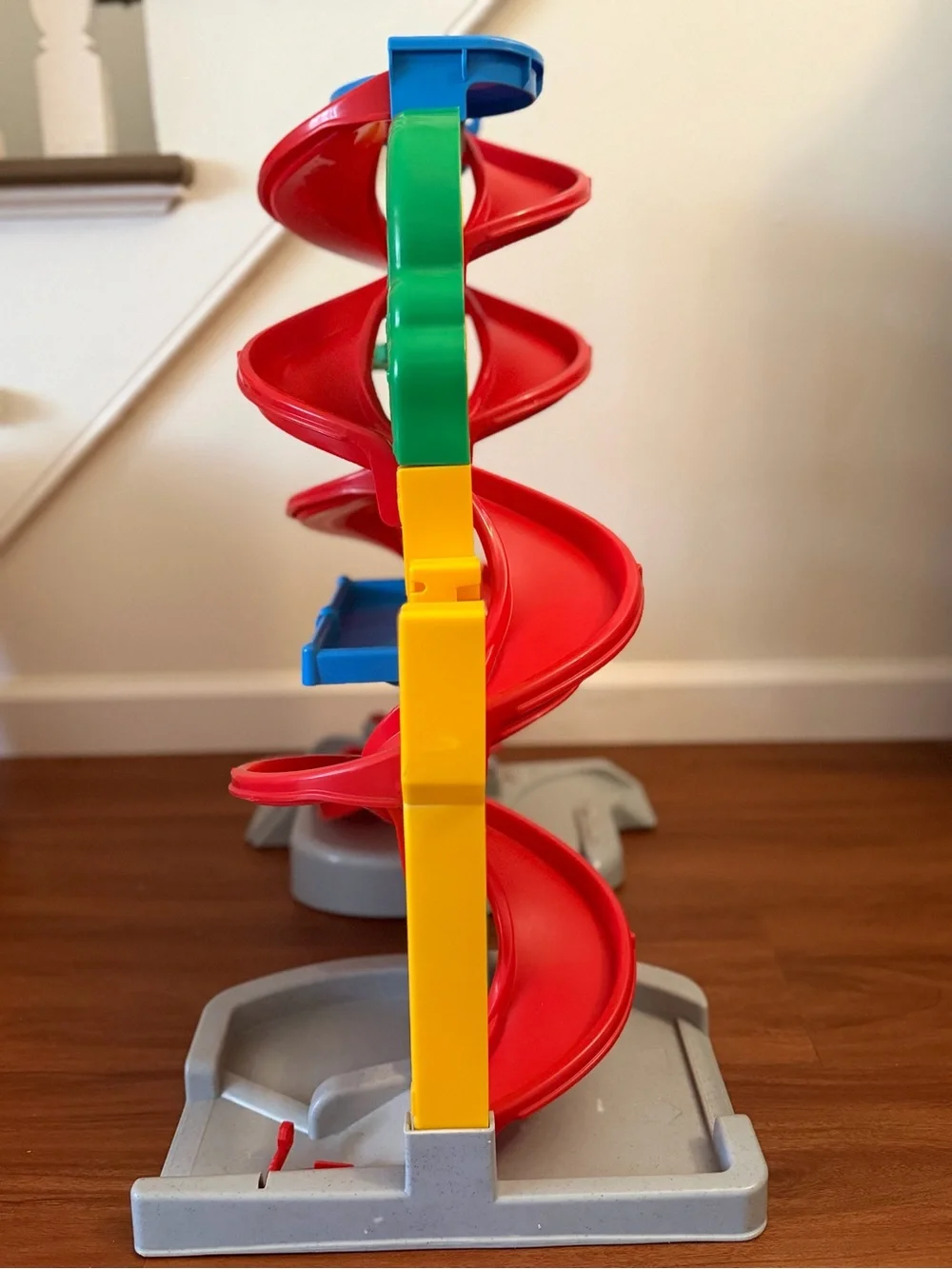 Fisher Price Little People Wheelies Stand 'n Play Rampway Garage Track 2009